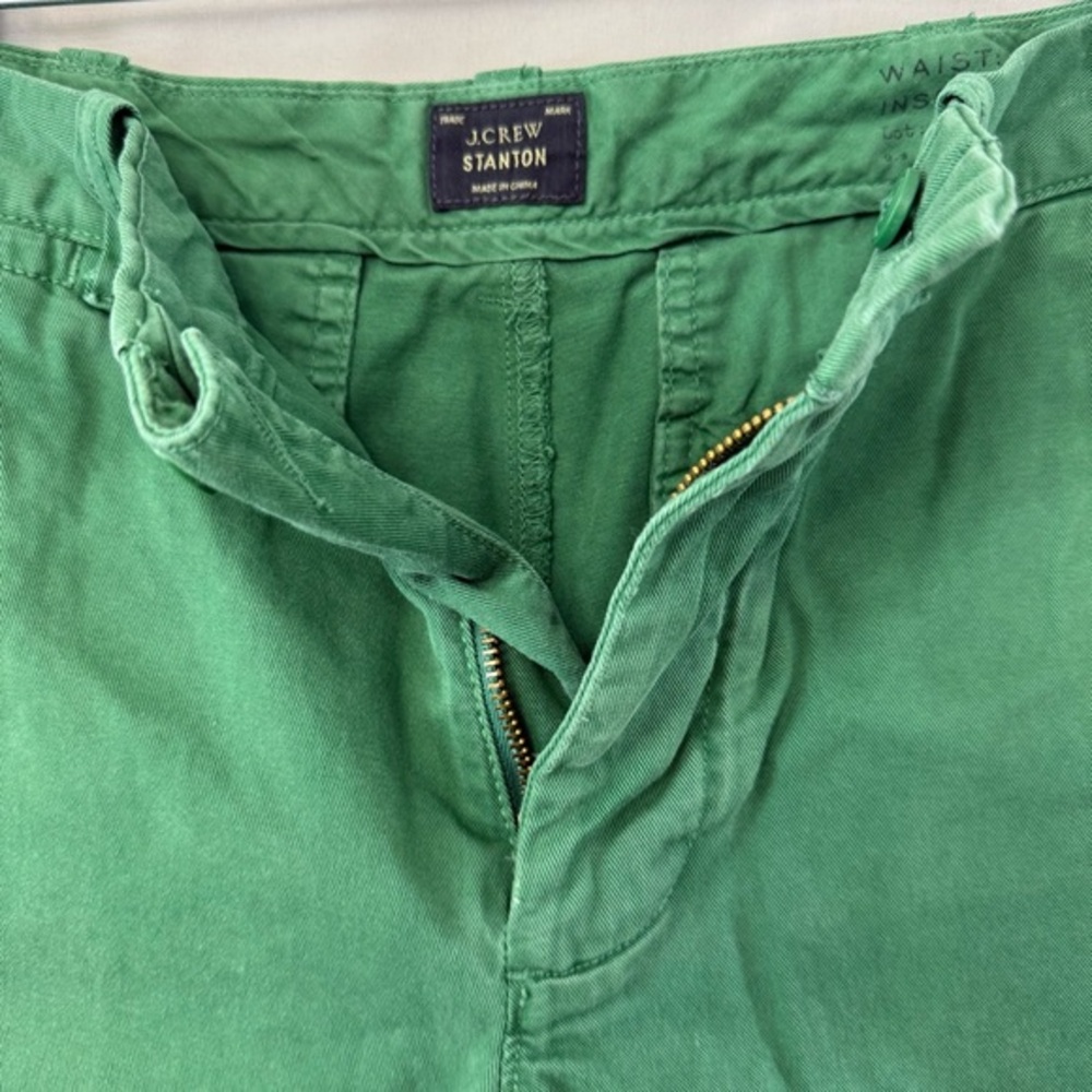 J.CREW Shorts Mens Chino Size 29 Green Stanton Flat Front 9” Inseam - Picture 2 of 5